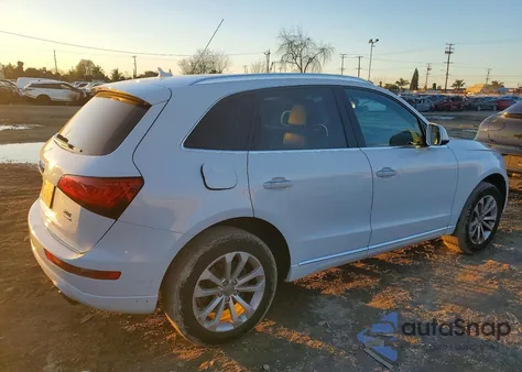 2016 Audi Q5 Premium z USA, uszkodzony, nr VIN WA1C2AFP0GA046864